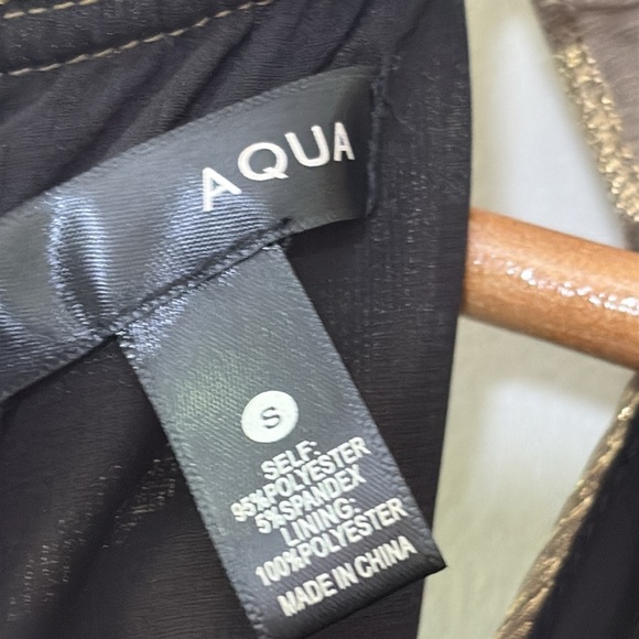 AQUA Metallic Lamé Mini Dress Sleeveless Smocked Ruffle Size Small - Picture 9 of 14